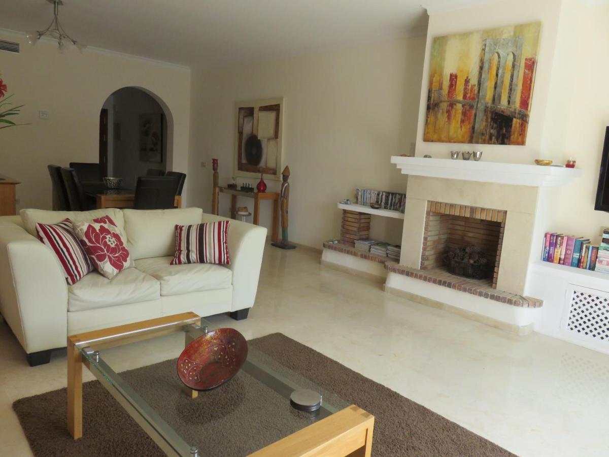 Beachside Estepona Ngoại thất bức ảnh